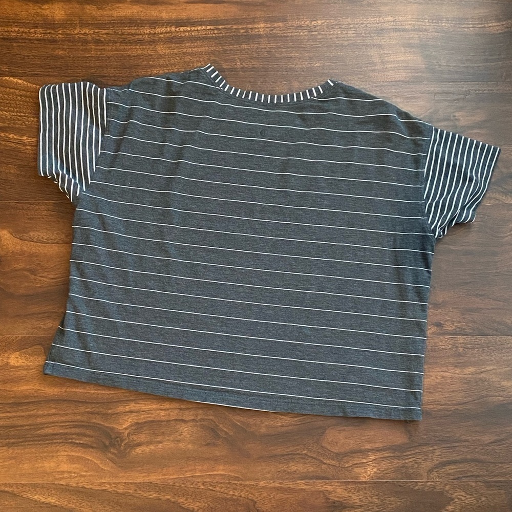 Lululemon Cates Tee Short Serve Stripe Heathered Black White Modern Stripe 4 - Picture 4 of 5